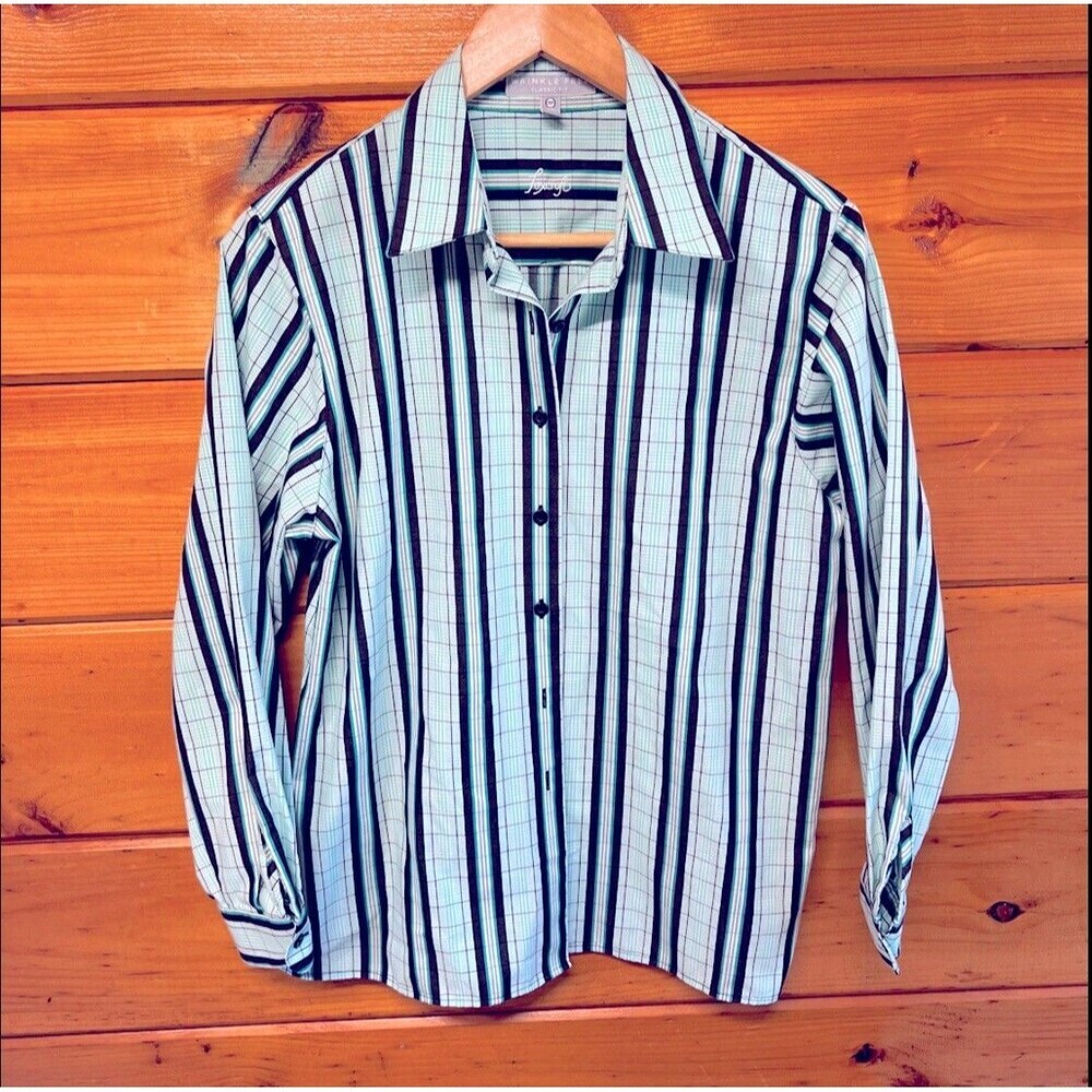 Foxcroft Shirt Womens 10P Button Striped Wrinkle Free Button Up Top Career